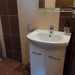 Anchors Къща за гости
