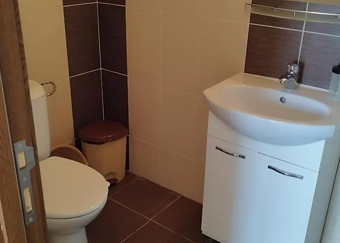 Anchors Guest house *